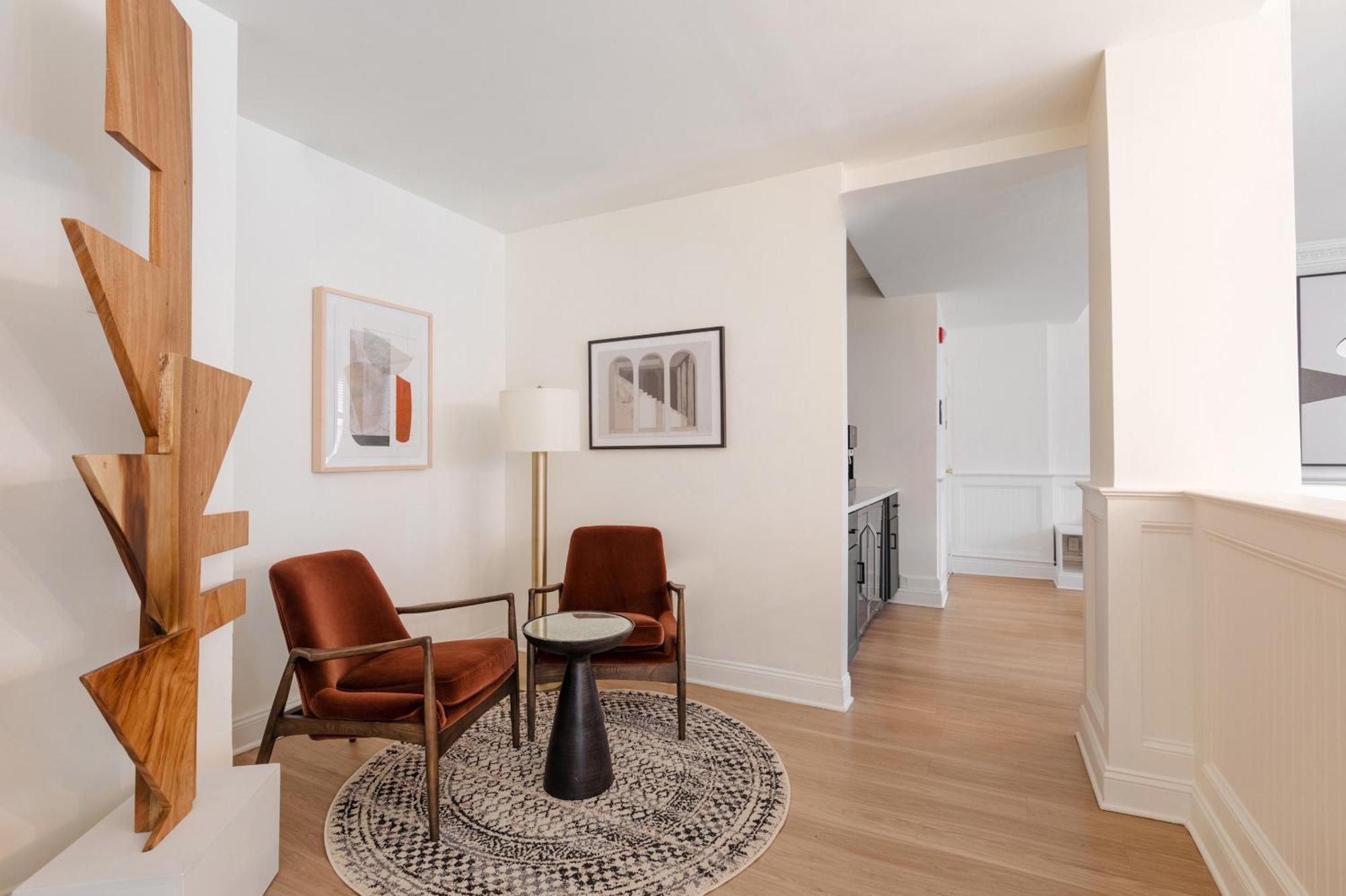 Dupont Circle Embassy Inn By Found واشنطن المظهر الخارجي الصورة